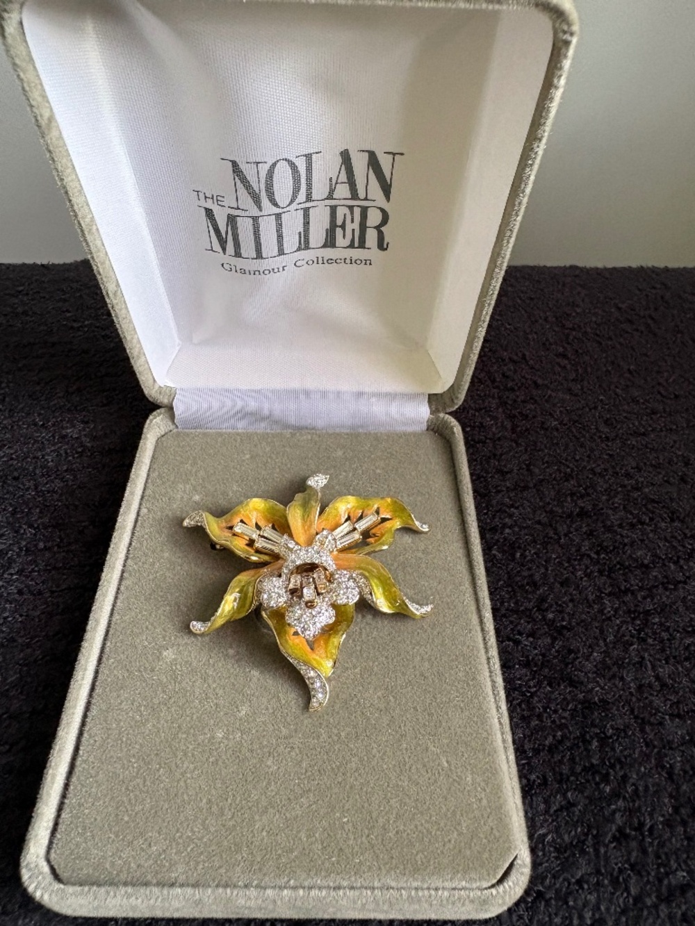 RARE NIB Nolan Miller "Everlasting Orchid" Statement Brooch - Picture 2 of 6